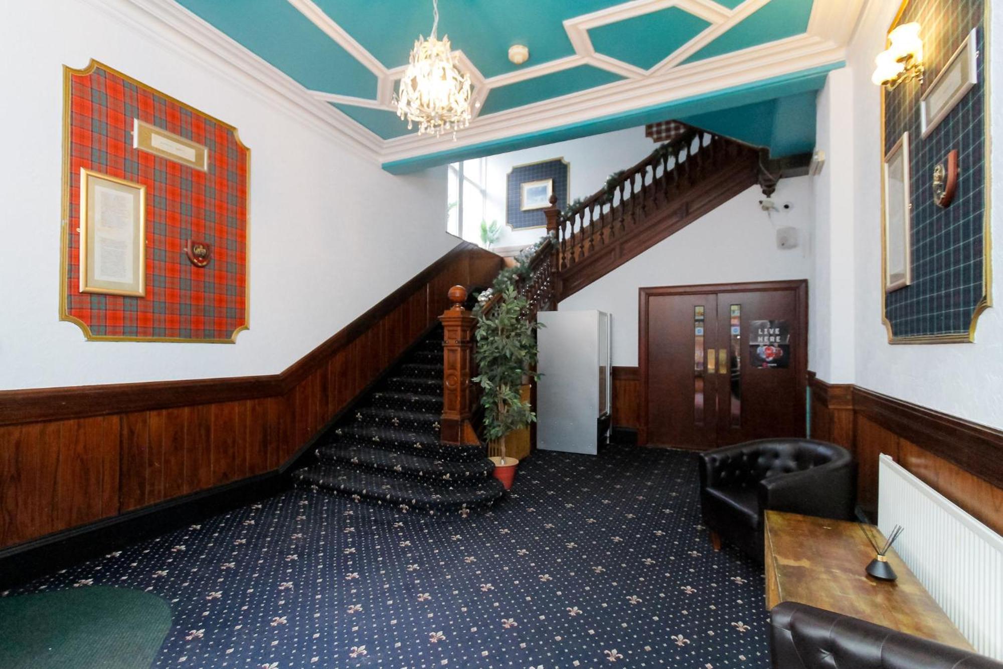 פורס Carlton Hotel מראה חיצוני תמונה